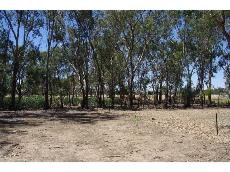 700 Stokes Road, Koonoomoo VIC 3644