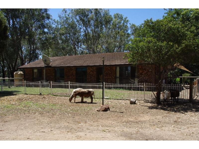 700 Stokes Road, Koonoomoo VIC 3644