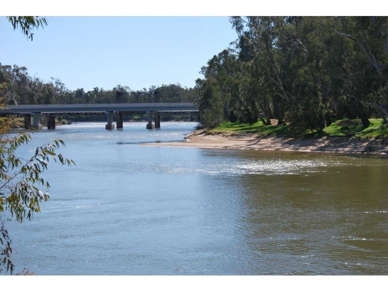 13 Sunrise Court, Cobram VIC 3644