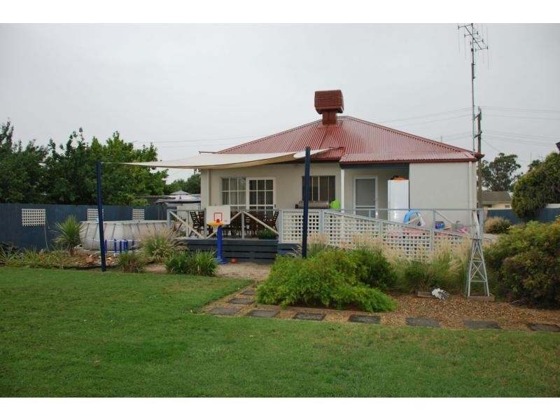 29 Barooga Street, Berrigan NSW 2712