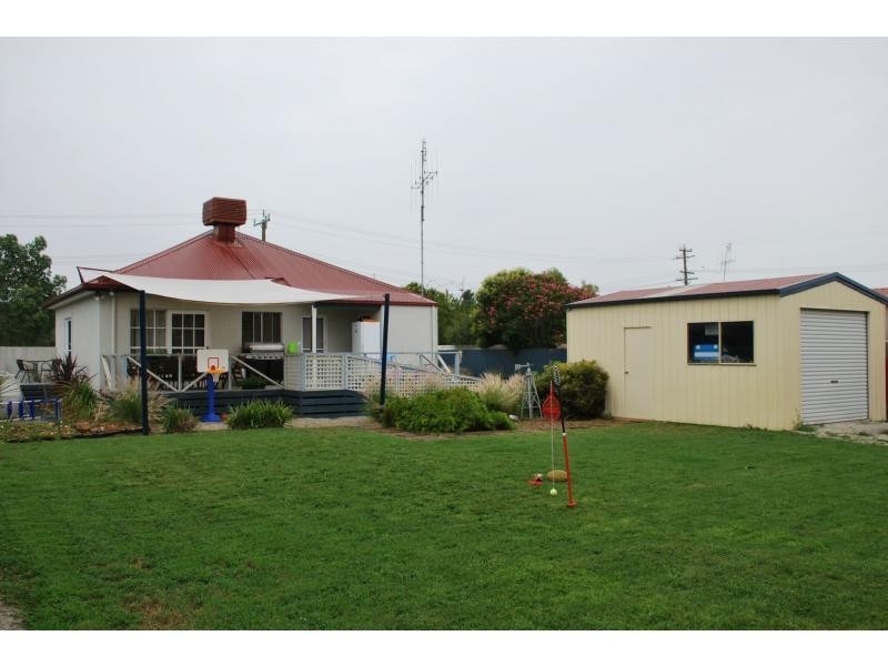 29 Barooga Street, Berrigan NSW 2712
