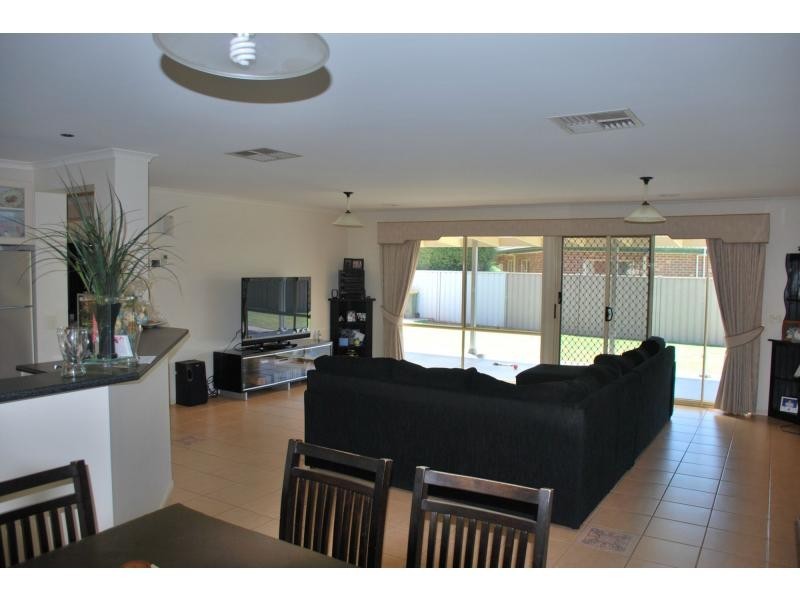 9 Scenic Drive, Cobram VIC 3644