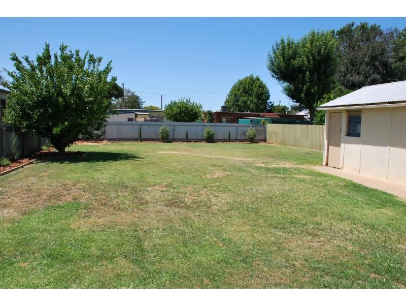 10 Warkil Street, Cobram VIC 3644