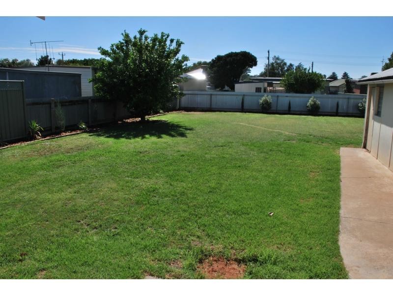 10 Warkil Street, Cobram VIC 3644