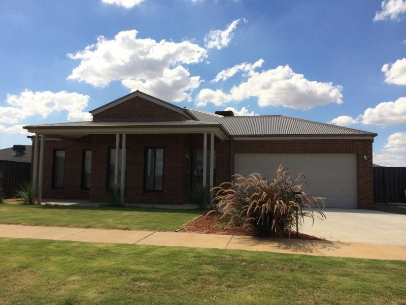 12 Cosmo Drive, Cobram VIC 3644