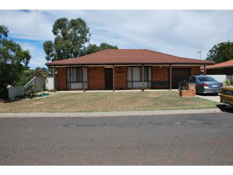1 Francis Drive, Cobram VIC 3644