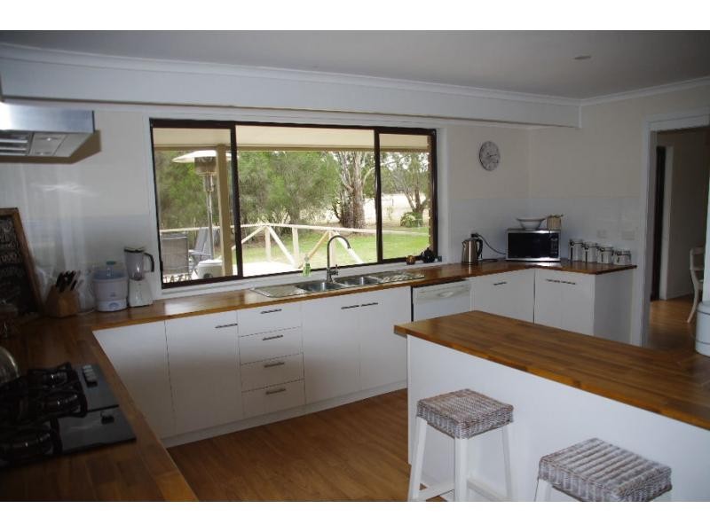 90 Greens Lane, Koonoomoo VIC 3644