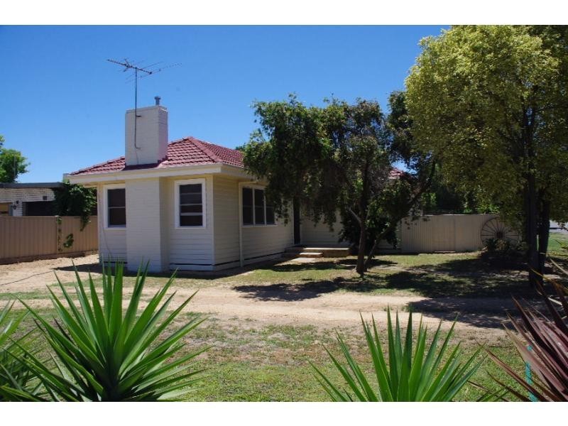 51 Mookarii Street, Cobram VIC 3644