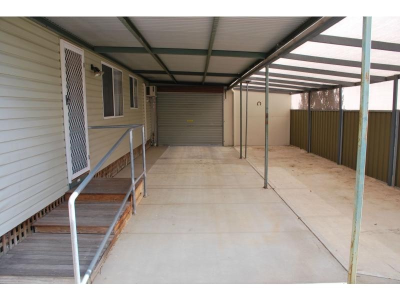 8 Allannah Street, Oasis Village, Cobram VIC 3644