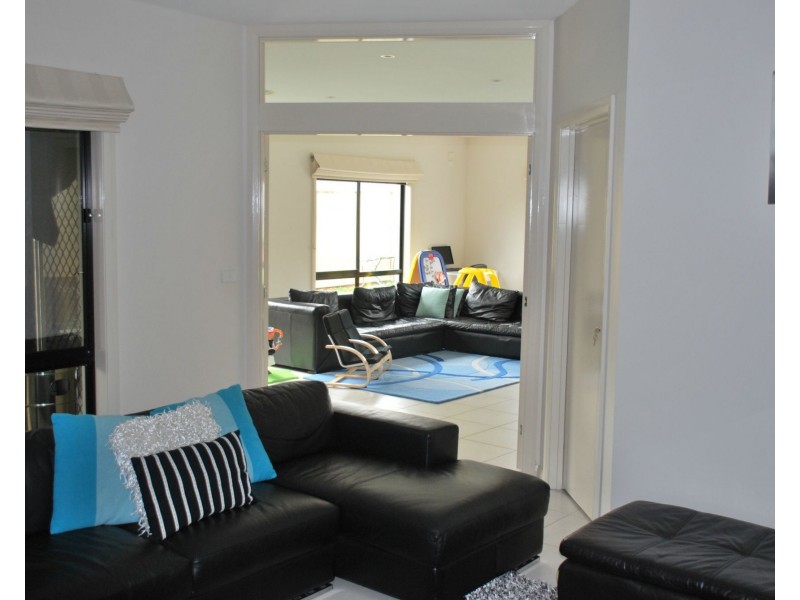 35 Apricot Circuit, Cobram VIC 3644