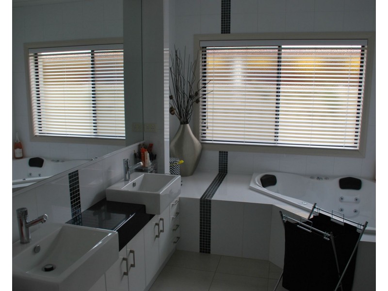 35 Apricot Circuit, Cobram VIC 3644