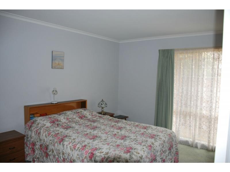 17 Sunrise Court, Cobram VIC 3644