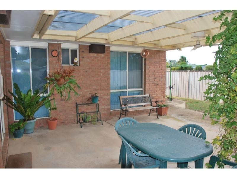 17 Sunrise Court, Cobram VIC 3644