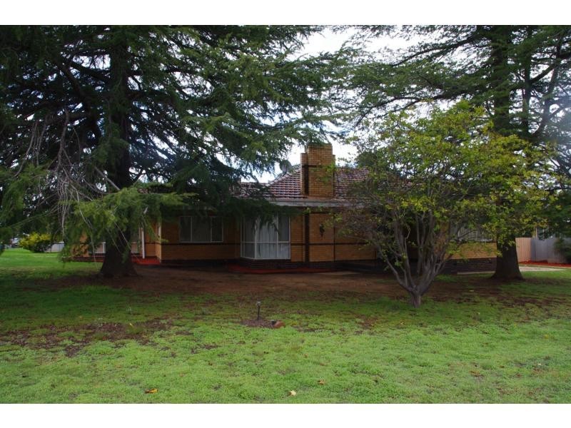 18 Churr Street, Cobram VIC 3644