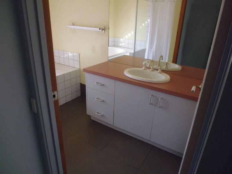 2 Sims Road, Cobram VIC 3644