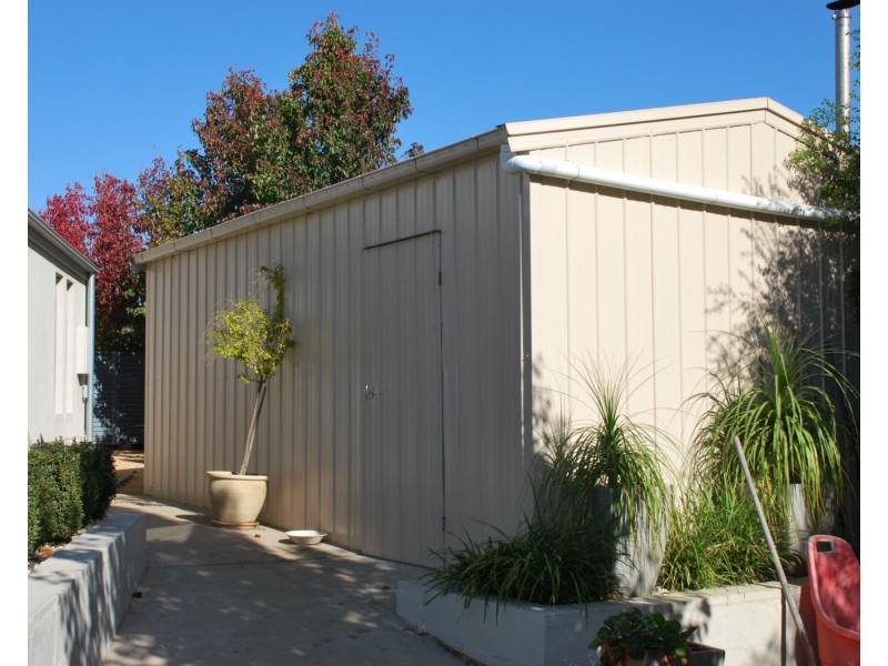 4 Tilton Court, Cobram VIC 3644