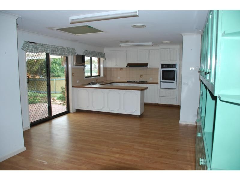 11 Gunnamara Street, Barooga VIC 3644