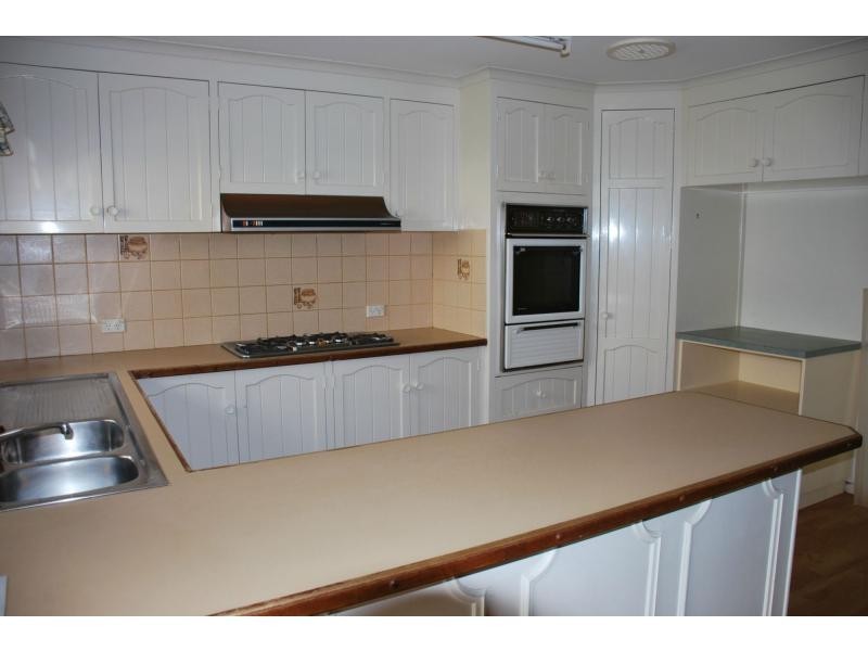 11 Gunnamara Street, Barooga VIC 3644