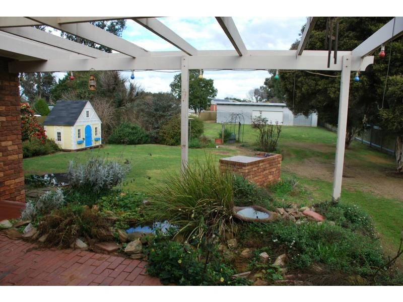 11 Gunnamara Street, Barooga VIC 3644