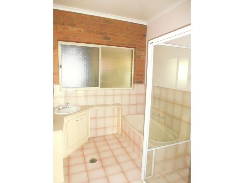 1/5 Sturt Street, Cobram VIC 3644