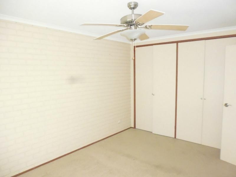 2/9 Oak Street, Cobram VIC 3644