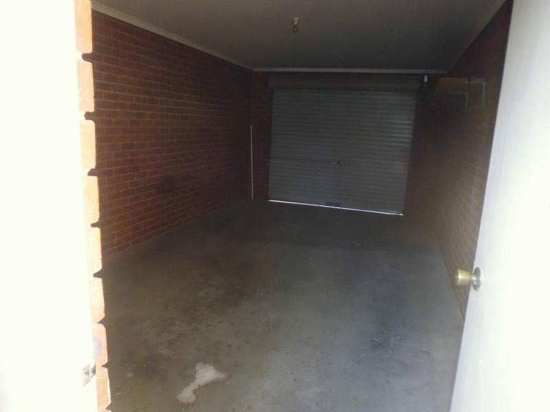 2/9 Oak Street, Cobram VIC 3644