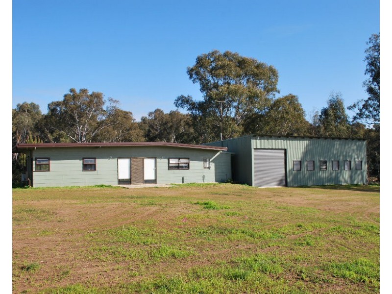 74 Quicks Road, Barooga NSW 3644