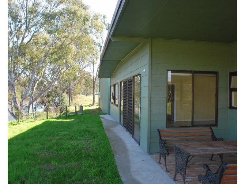 74 Quicks Road, Barooga NSW 3644