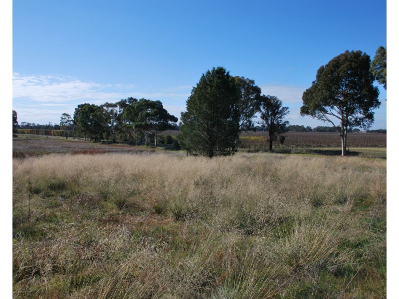 74 Quicks Road, Barooga NSW 3644