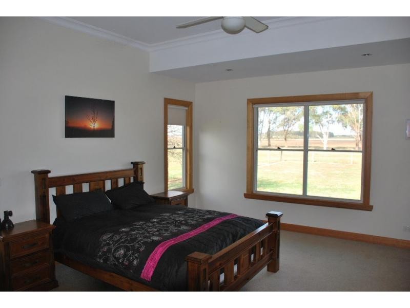 3514 Tocumwal Road, Barooga NSW 3644