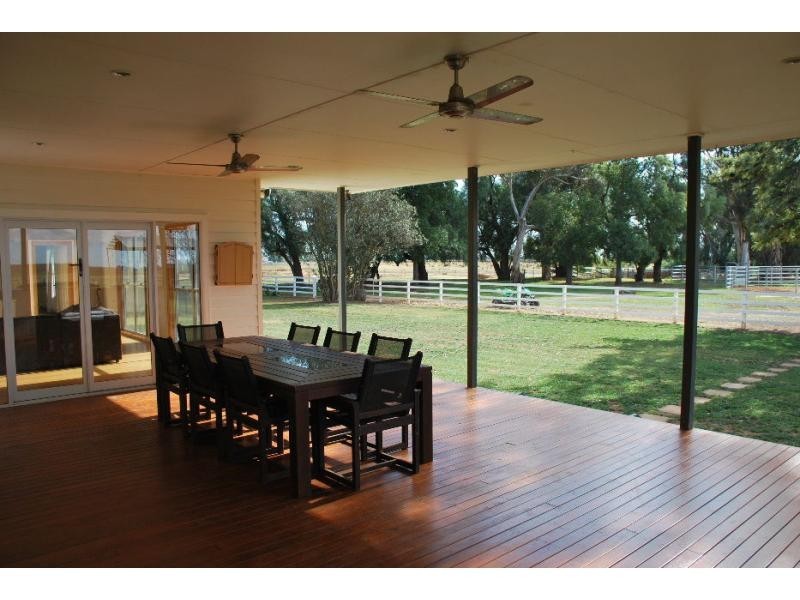 3514 Tocumwal Road, Barooga NSW 3644