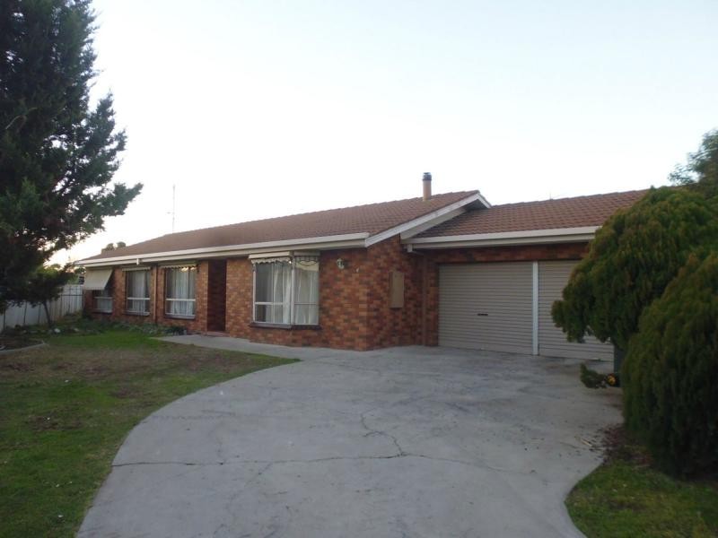 4 Mitchell Street, Cobram VIC 3644