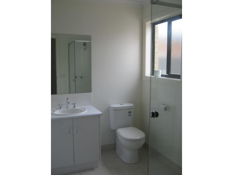 11 Rivertown Grove, Cobram VIC 3644