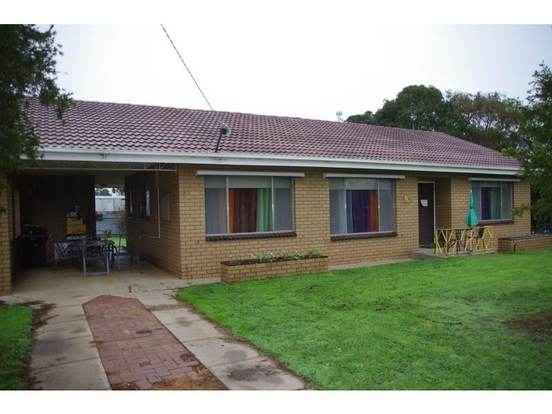 24 Foy Street, Katamatite VIC 3649