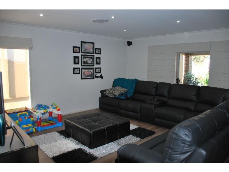 87 Bisogni Drive, Cobram VIC 3644