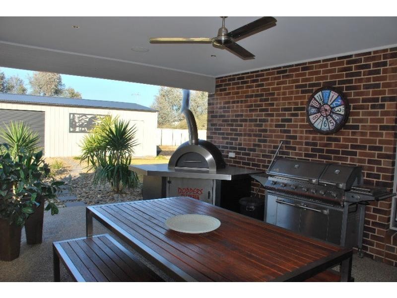 87 Bisogni Drive, Cobram VIC 3644