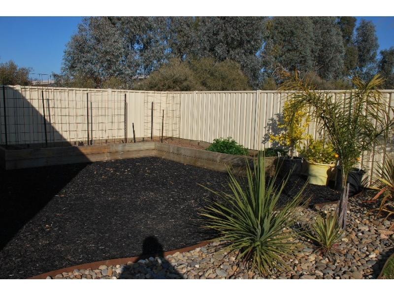87 Bisogni Drive, Cobram VIC 3644