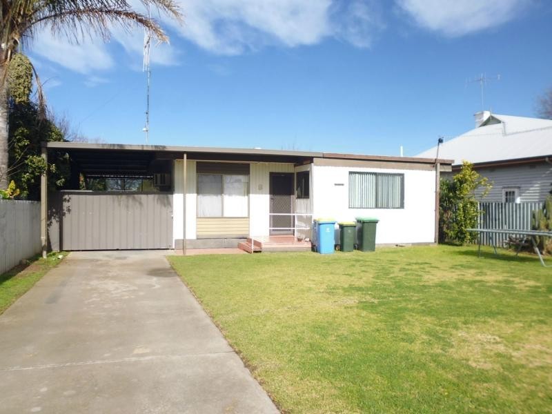 8 Churr Street, Cobram VIC 3644
