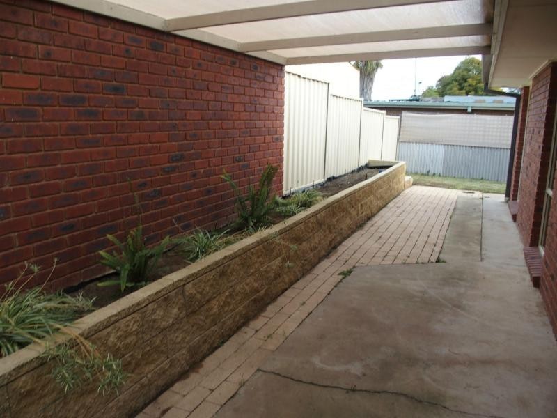 Unit 2/105-107 Vermont Street, Barooga VIC 3644