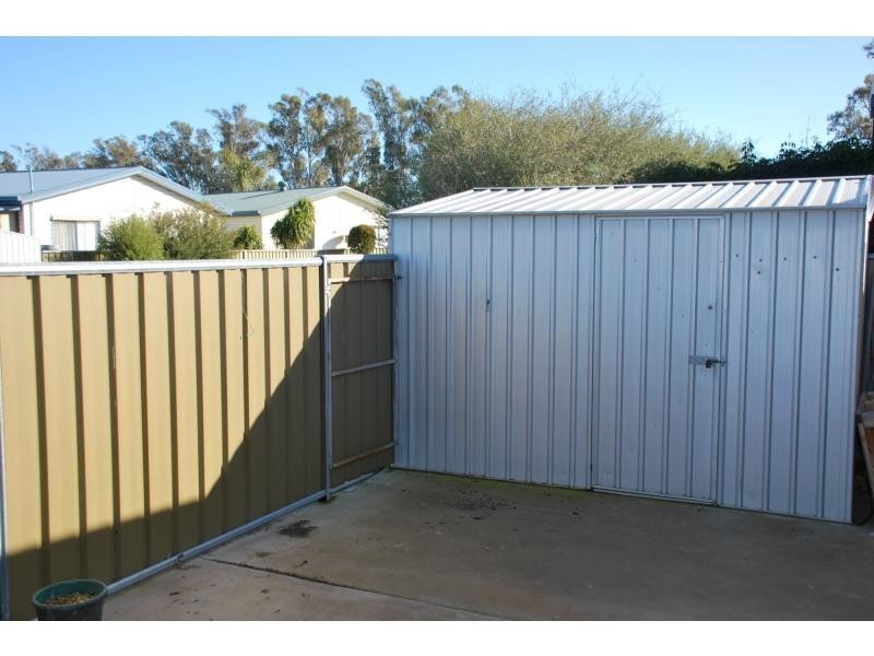 53 Oasis Drive, Oasis Village, Cobram VIC 3644