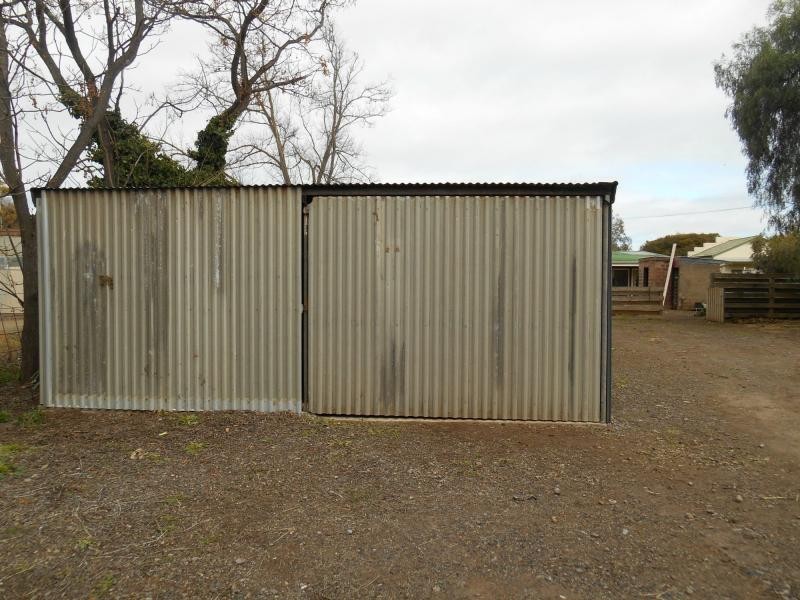 19 Beek Street, Katamatite VIC 3649