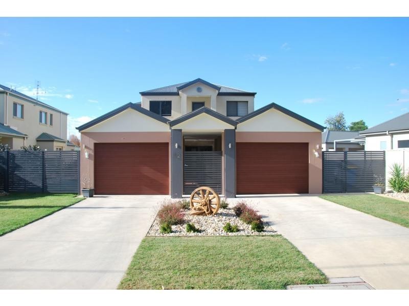 42 Lawson Drive, Barooga NSW 3644