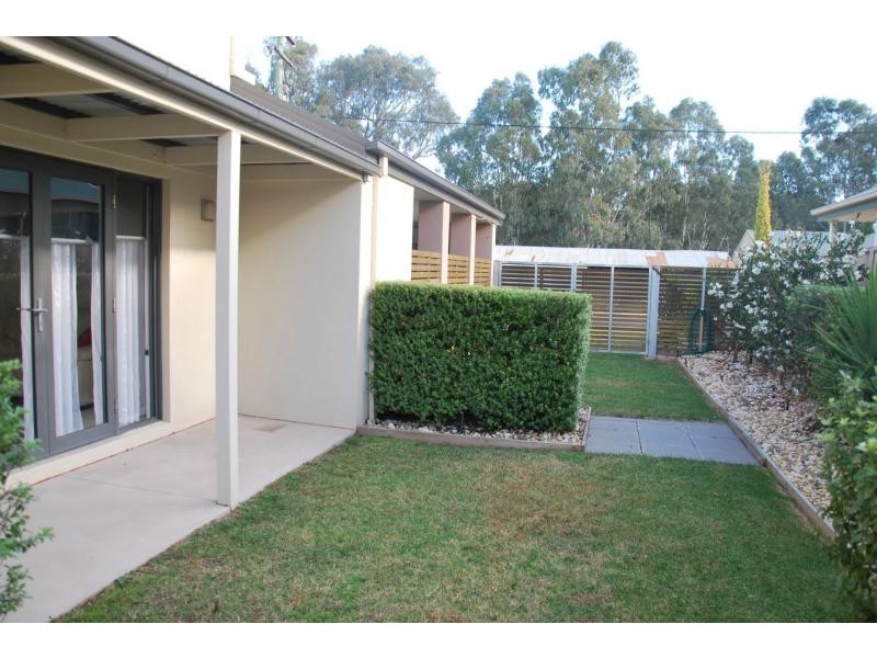 42 Lawson Drive, Barooga NSW 3644