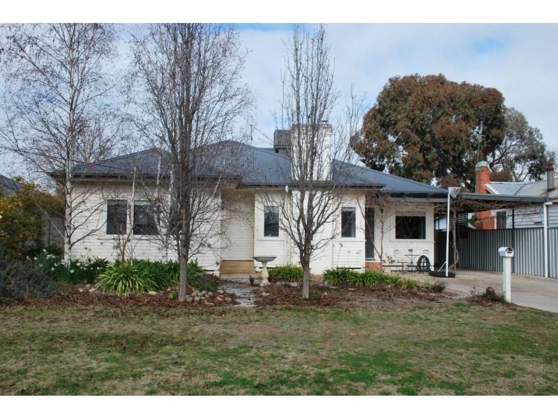 12 Boorin Street, Cobram VIC 3644