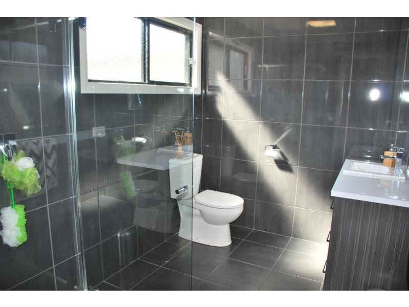 8 Dudley Park Lane, Cobram VIC 3644