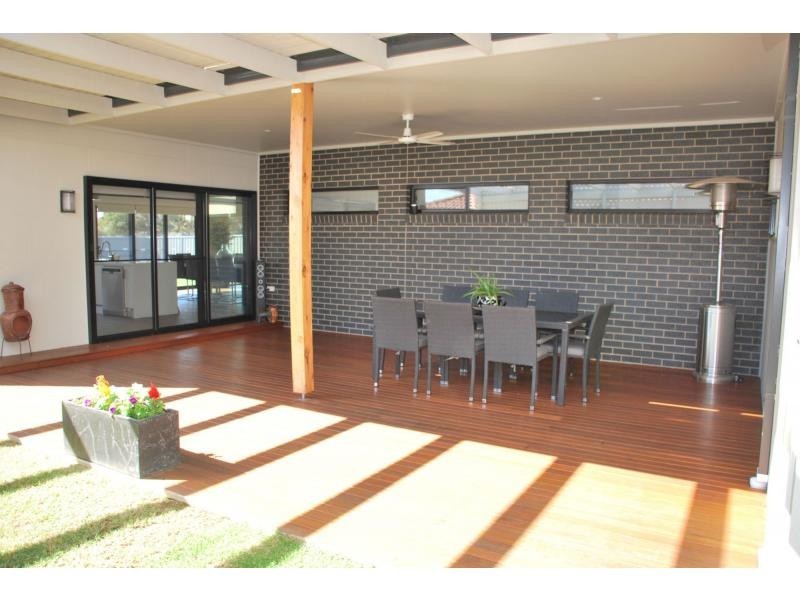 8 Dudley Park Lane, Cobram VIC 3644