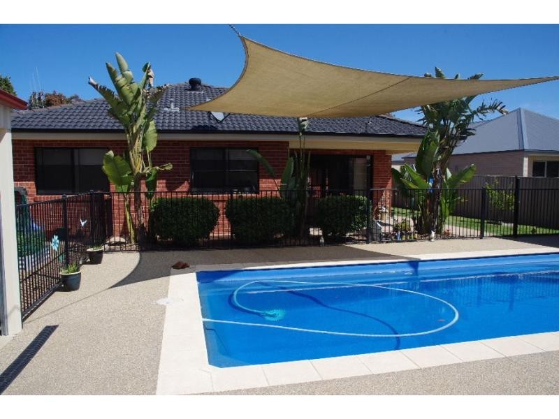 3 Murray Heights, Cobram VIC 3644