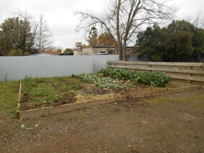 19 Beek Street, Katamatite VIC 3649