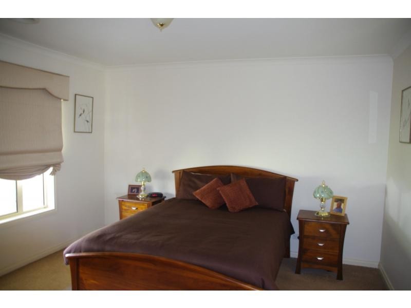 6 Amaroo Avenue, Barooga NSW 3644