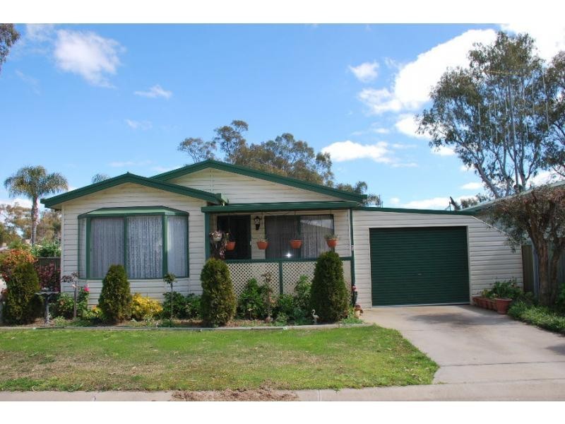 23 Oasis Drive, Oasis Village, Cobram VIC 3644